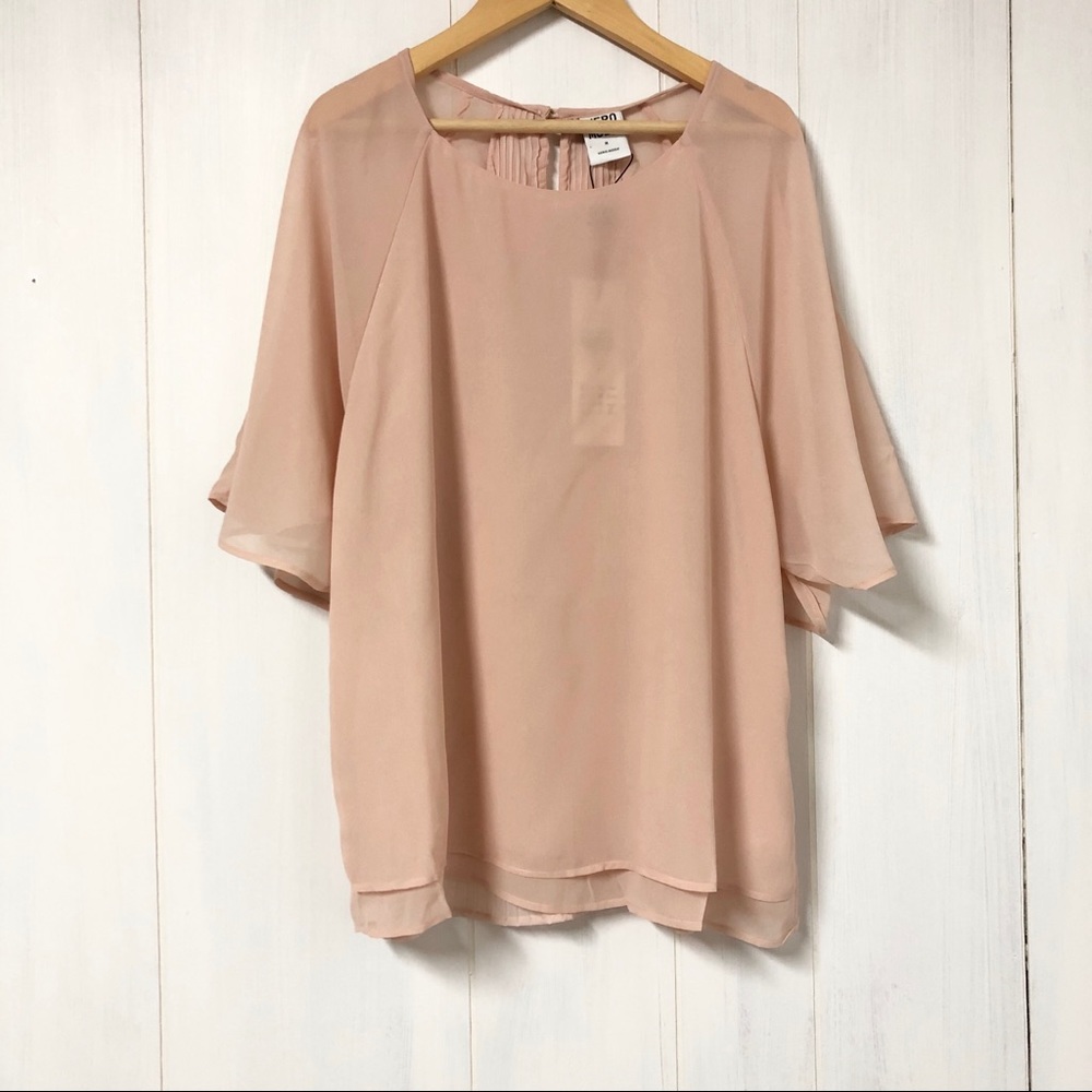 NWT Vero Moda Blush Flowy Blouse w Pleated Back